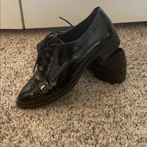 anne klein black leather oxfords